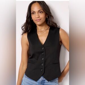 NWOT Evereve Black Sleeveless Vest Size Small